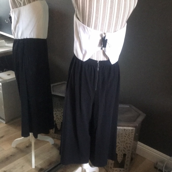 🔥Alice + Olivia, strapless capri jumpsuit - Picture 8 of 9